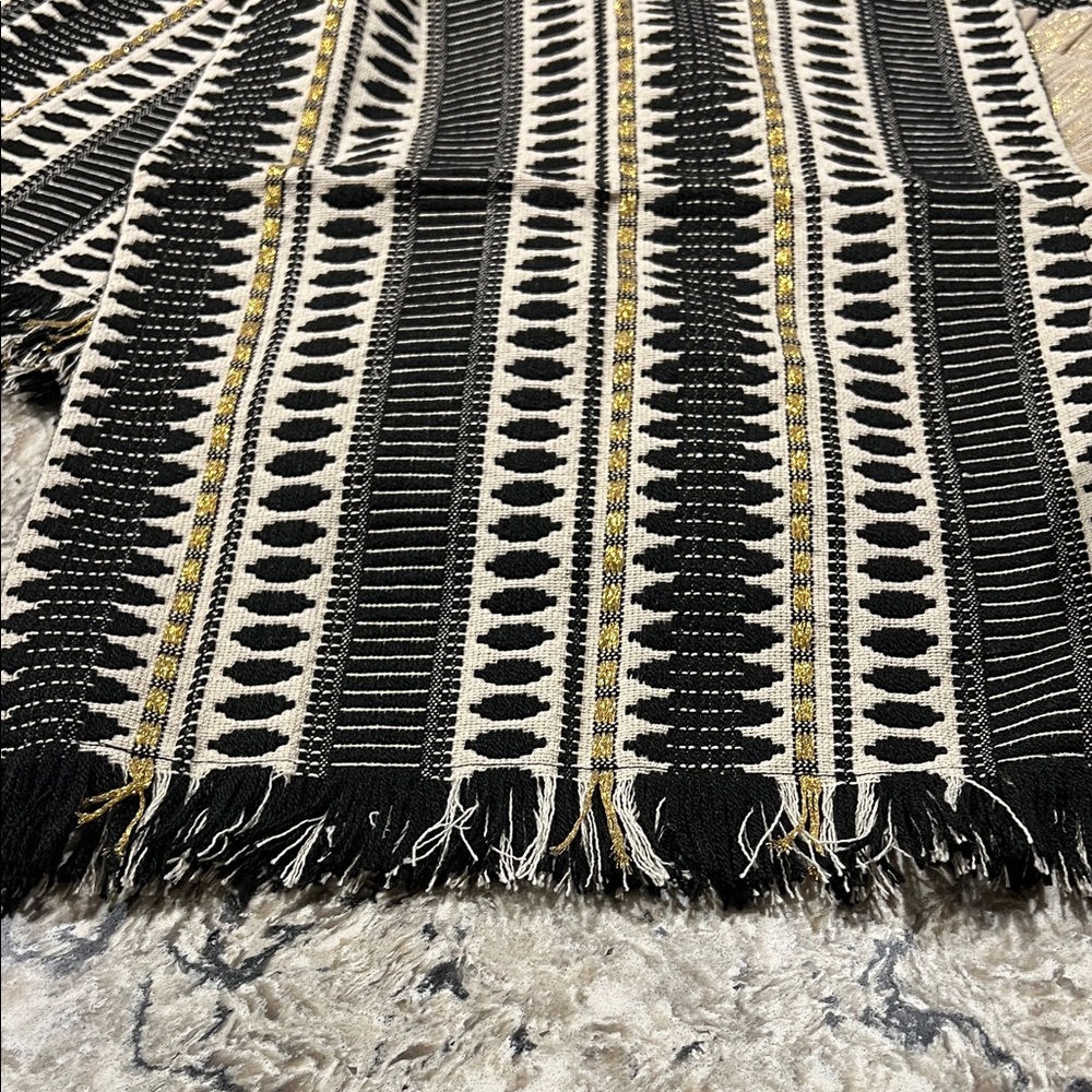 Nicole Miller Beige and Black Placemat Duo - Picture 4 of 4